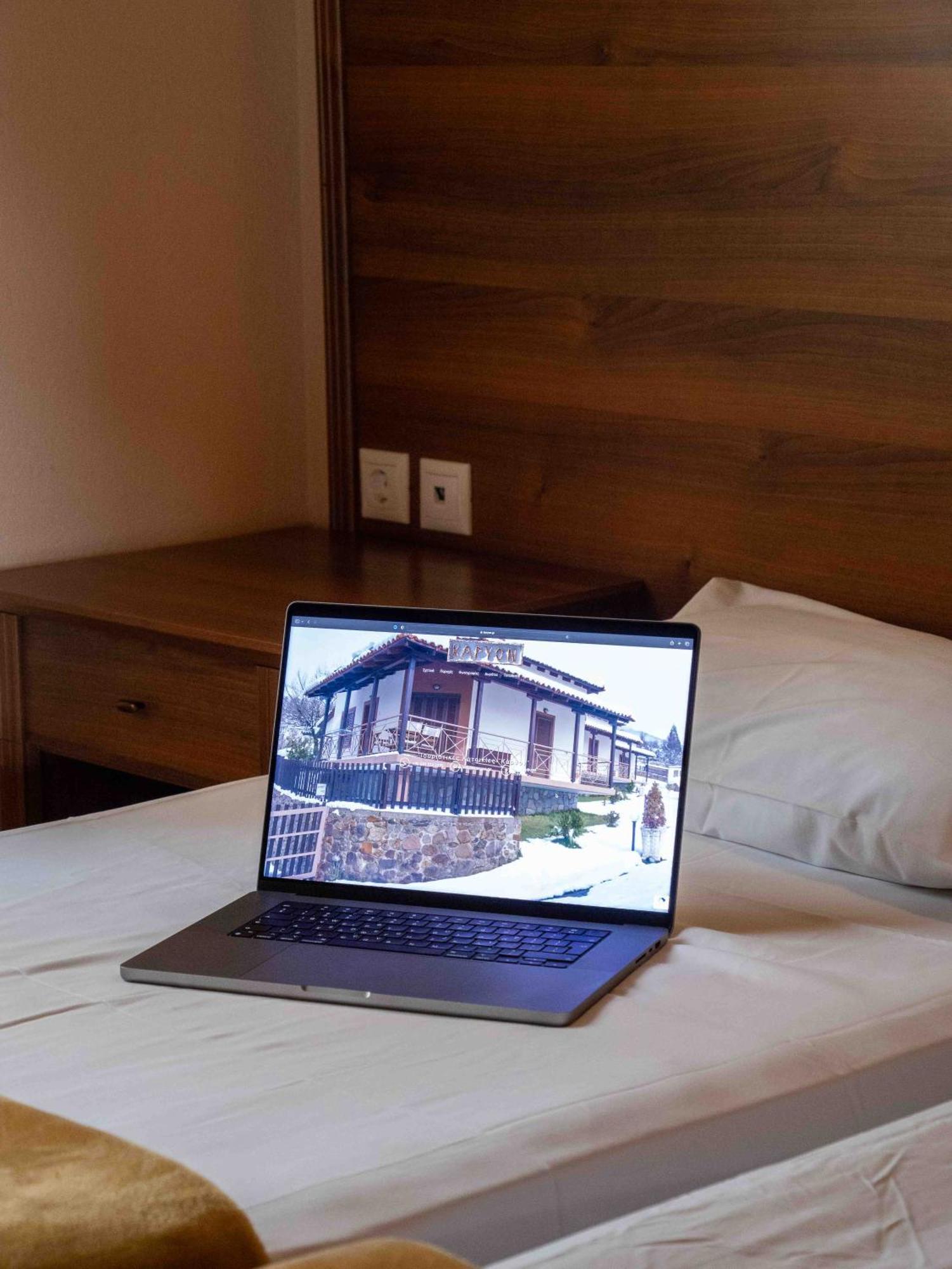 Karyon Apartments Kariofiton ภายนอก รูปภาพ